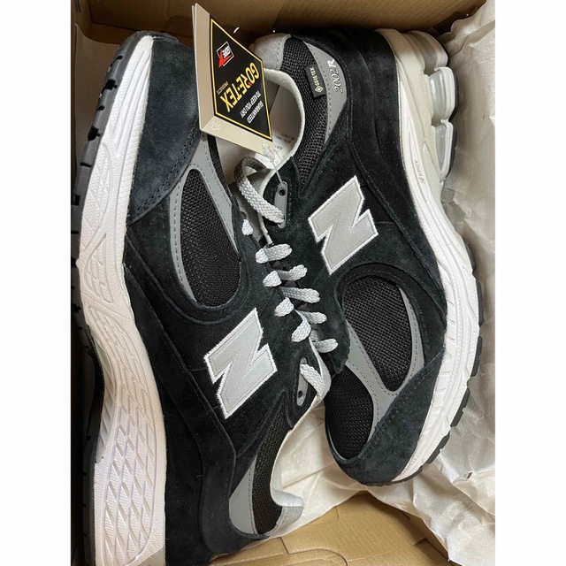 New Balance(ニューバランス)の新品 NEW BALANCE M2002RXD ゴアテックス 黒 × グレー メンズの靴/シューズ(スニーカー)の商品写真