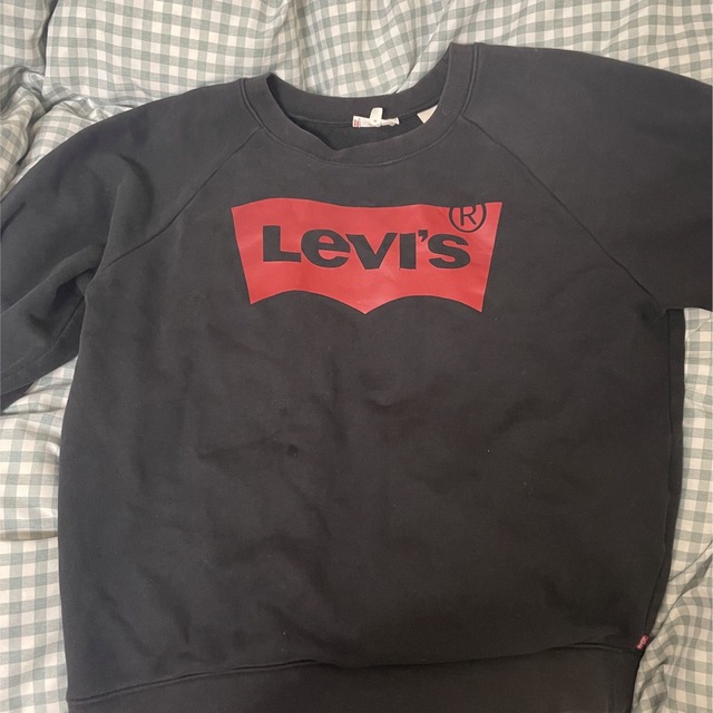 Levi's - Levi's トレーナーの通販 by iii｜リーバイスならラクマ