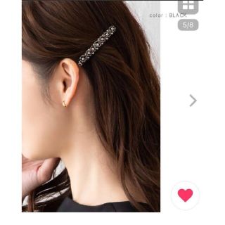 ヘアピン　ヘアクリップ　お花　ビーズ　黒　ブラック　パール　ヘアアクセサリー　髪(その他)