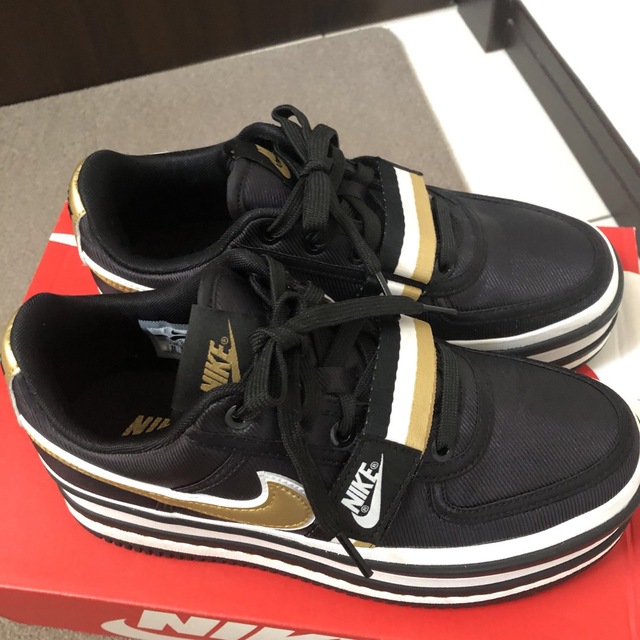 NIKE VANDAL 2x 24cm