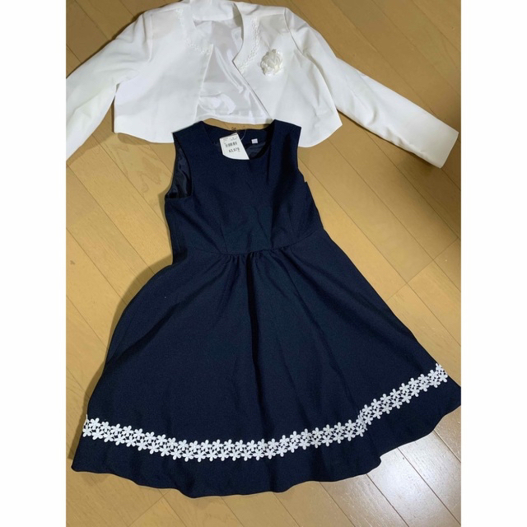 西松屋(ニシマツヤ)の新品タグ付　130 フォーマル キッズ/ベビー/マタニティのキッズ服女の子用(90cm~)(ドレス/フォーマル)の商品写真