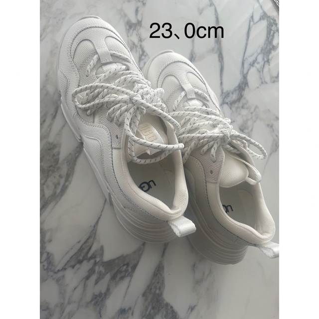 UGG アグ CALLE LACE カレレース 厚底 スニーカー-
