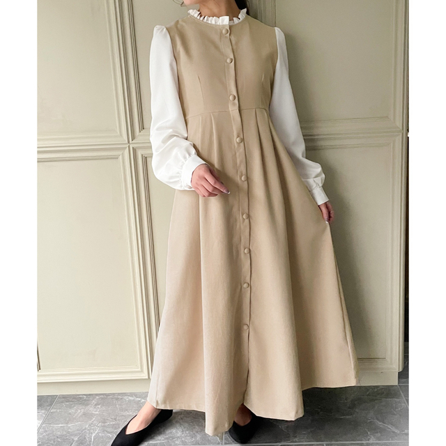 JUNOAH - 新品 ジュノア パフスリーブドッキングマキシ丈ワンピ (XL)ベージュ×ホワイトの通販 by Ami's shop|ジュノアならラクマ