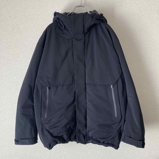 UNIQLO - UNIQLO +J ハイブリッドダウンオーバーサイズパーカの UNIQLO - UNIQLO +J ハイブリッドダウンオーバーサイズパーカの