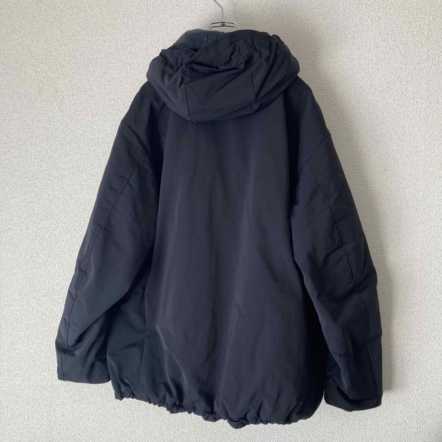 UNIQLO - UNIQLO +J ハイブリッドダウンオーバーサイズパーカの UNIQLO - UNIQLO +J ハイブリッドダウンオーバーサイズパーカの