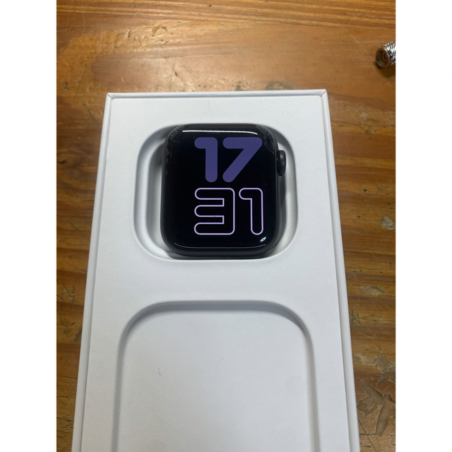 Apple Watch SE 第一世代 mm 充電器有り ー品販売 円 www