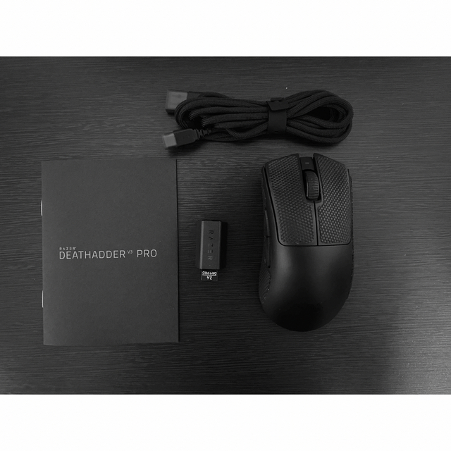 Razer(レイザー)の【美品】Razer Deathadder V3 Pro スマホ/家電/カメラのPC/タブレット(PC周辺機器)の商品写真