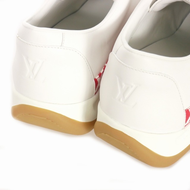 LOUIS VUITTON(ルイヴィトン)のルイヴィトン × シュプリーム 17AW モノグラム レザー スポーツスニーカー メンズの靴/シューズ(スニーカー)の商品写真