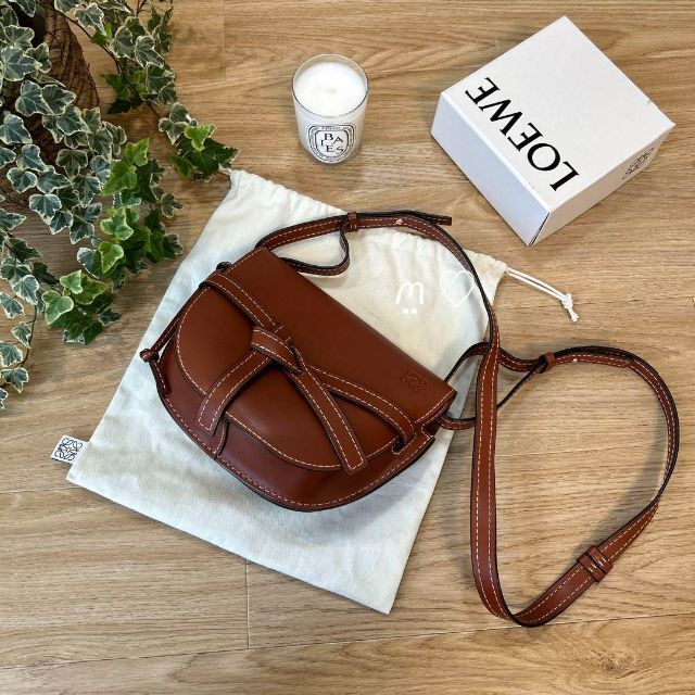 ワンピなど最旬ア! LOEWE - LOEWE ゲートバッグ スモール ラスティ