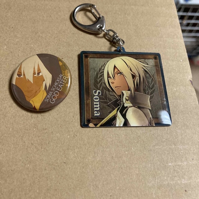 ゴッドイーター GOD EATER ソーマ キーホルダー 缶バッジ 非売品