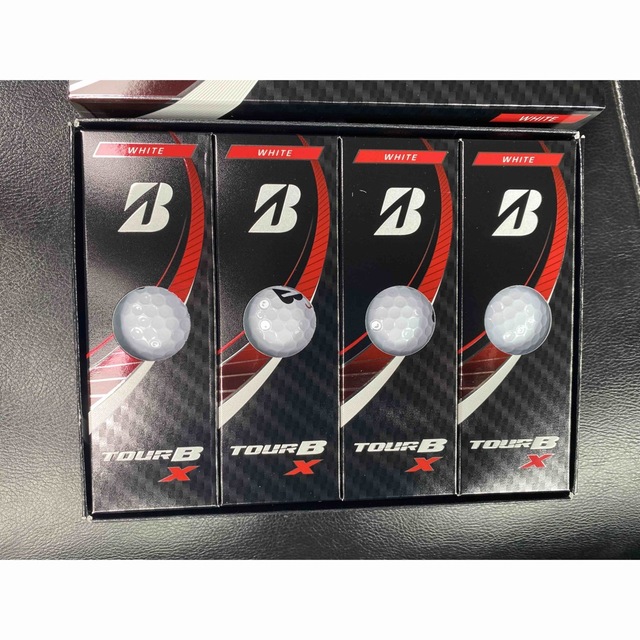 BRIDGESTONE(ブリヂストン)の【新品、未使用】TOURB X ゴルフボール チケットのスポーツ(ゴルフ)の商品写真