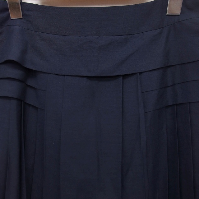ROPE’(ロペ)のロペ ROPE プリーツスカート ひざ丈 無地 シンプル 9 ネイビー 紺 レディースのスカート(ひざ丈スカート)の商品写真