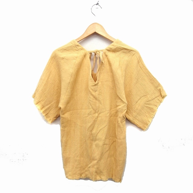 moussy(マウジー)のマウジー moussy ブラウス シャツ 七分袖 ロング丈 チュニック丈 黄 レディースのトップス(その他)の商品写真