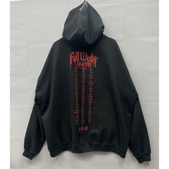 VETEMENTS 17AW メタルロゴフーディ　ヴェトモン