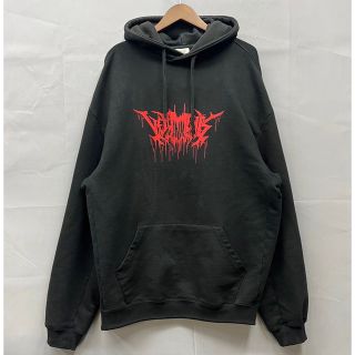 ヴェトモン(VETEMENTS)のVETEMENTS 17AW メタルロゴフーディ　ヴェトモン(パーカー)