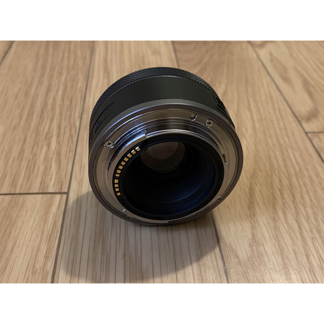 Canon(キヤノン)の【まさかず様専用】キャノン RF50mm F1.8 STM スマホ/家電/カメラのカメラ(レンズ(単焦点))の商品写真