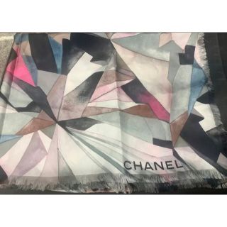 CHANEL - シャネル 大判ストール スカーフ 195＊135cm 未使用に近いの