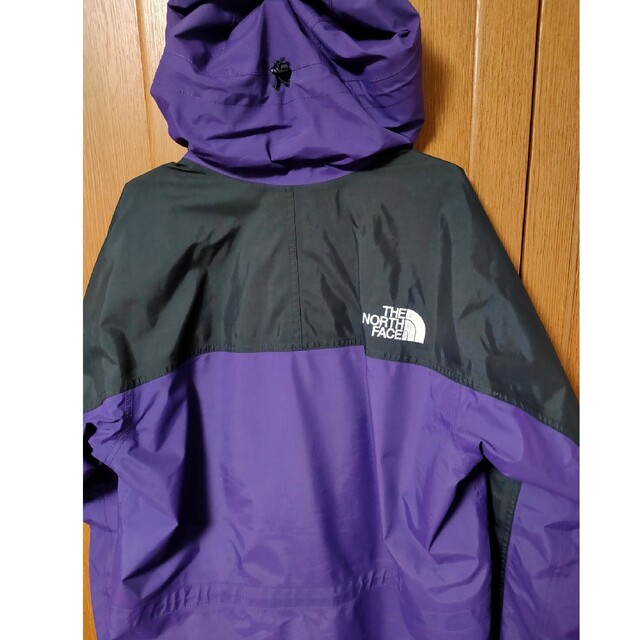 THE NORTH FACE(ザノースフェイス)のNorth Face マウンテンライトジャケット  ディープパワーパープル メンズのジャケット/アウター(その他)の商品写真