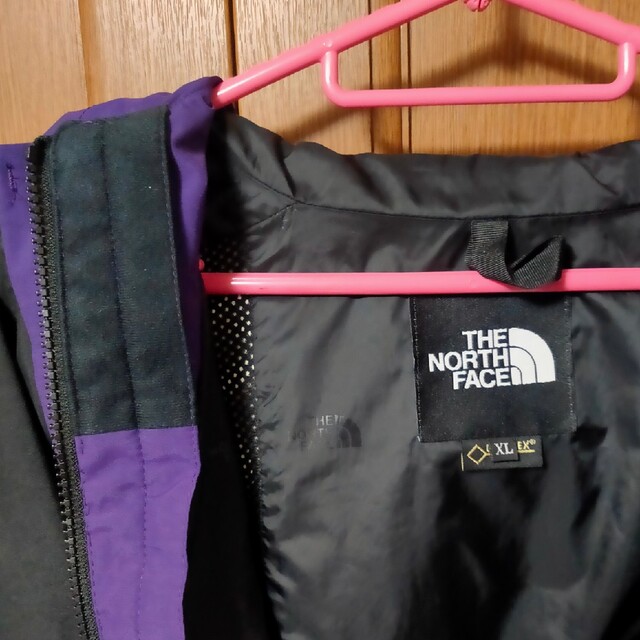 THE NORTH FACE(ザノースフェイス)のNorth Face マウンテンライトジャケット  ディープパワーパープル メンズのジャケット/アウター(その他)の商品写真