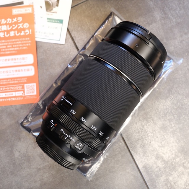 富士フイルム(フジフイルム)のFUJINON XF 70-300mm F/4-5.6 R LM OIS WR スマホ/家電/カメラのカメラ(レンズ(ズーム))の商品写真