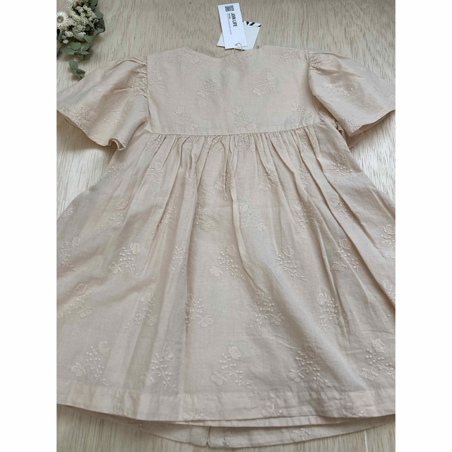 ZARA KIDS(ザラキッズ)の【新品・未使用タグ付き】ザラキッズ　エンブロイダリーレースワンピース キッズ/ベビー/マタニティのキッズ服女の子用(90cm~)(ワンピース)の商品写真