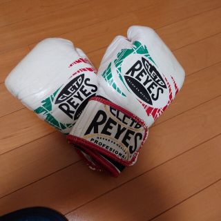 値下げ REYES ボクシンググローブ 10oz ホワイト(ボクシング)