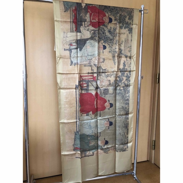 新品】シルク 超特大 スカーフ インテリア美術品 【大注目
