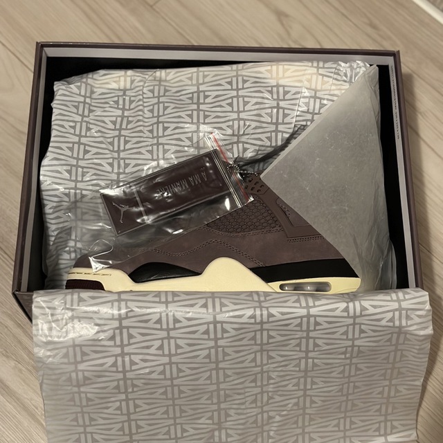 NIKE(ナイキ)のA Ma Maniére × Nike Air Jordan 4 アママニエール メンズの靴/シューズ(スニーカー)の商品写真