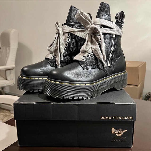 Dr.Martens(ドクターマーチン)の美品　Dr. Martens RICK OWENS 1460 Quad Ro メンズの靴/シューズ(ブーツ)の商品写真