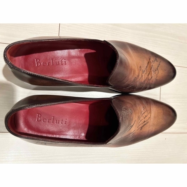 Berluti ベルルッティ カーシブ ガレ レザー ローファー