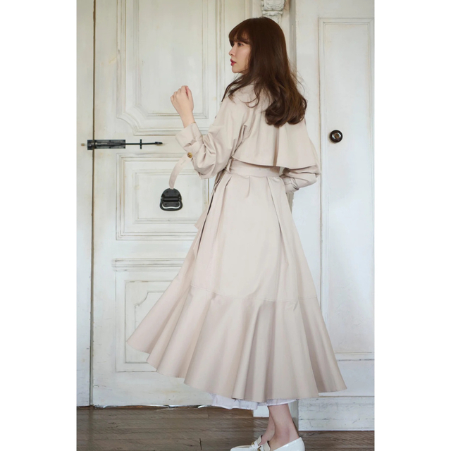 Her lip to(ハーリップトゥ)のHer lip to Gabardine Ruffled Trench Coat レディースのジャケット/アウター(トレンチコート)の商品写真