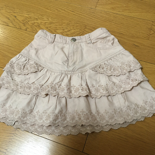 JILLSTUART(ジルスチュアート)のジルスチュアート　半袖Tシャツ スカートセット　120 キッズ/ベビー/マタニティのキッズ服女の子用(90cm~)(Tシャツ/カットソー)の商品写真