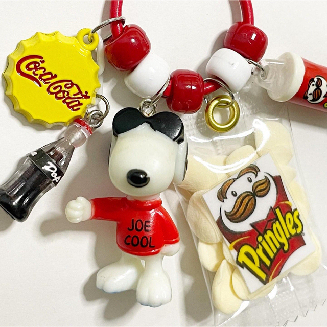 SNOOPY(スヌーピー)のちょっとやんちゃなあの子😎が 好き❣️✨キーホルダー ハンドメイドのアクセサリー(キーホルダー/ストラップ)の商品写真