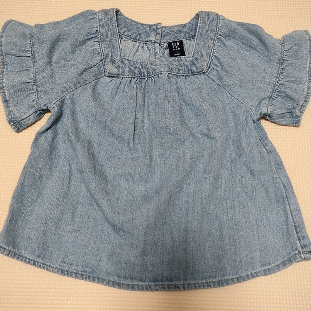 babyGAP(ベビーギャップ)のGAP DENIM　セットアップ キッズ/ベビー/マタニティのキッズ服女の子用(90cm~)(Tシャツ/カットソー)の商品写真
