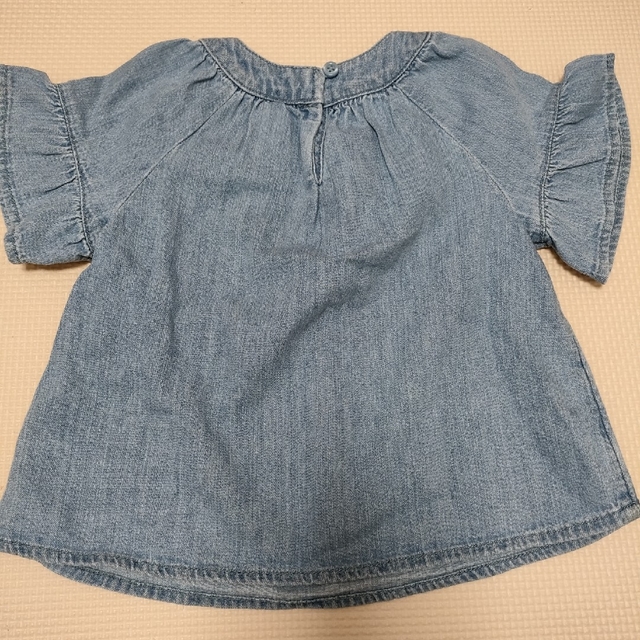 babyGAP(ベビーギャップ)のGAP DENIM　セットアップ キッズ/ベビー/マタニティのキッズ服女の子用(90cm~)(Tシャツ/カットソー)の商品写真