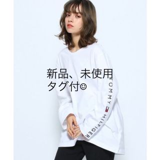 トミーヒルフィガー(TOMMY HILFIGER)の【新品・未使用】トミーヒルフィガー　Tシャツ　ロンT ホワイト(Tシャツ(長袖/七分))