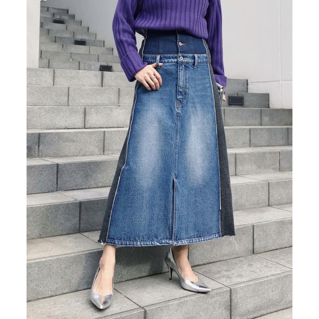 Ameri VINTAGE(アメリヴィンテージ)のAMERI REMAKE LIKE DENIM SKIRT レディースのスカート(ロングスカート)の商品写真