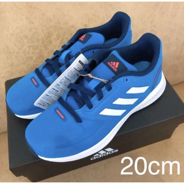 adidas(アディダス)の値下げしました！ 新品未使用 アディダス キッズ スニーカー 20cm キッズ/ベビー/マタニティのキッズ靴/シューズ(15cm~)(スニーカー)の商品写真