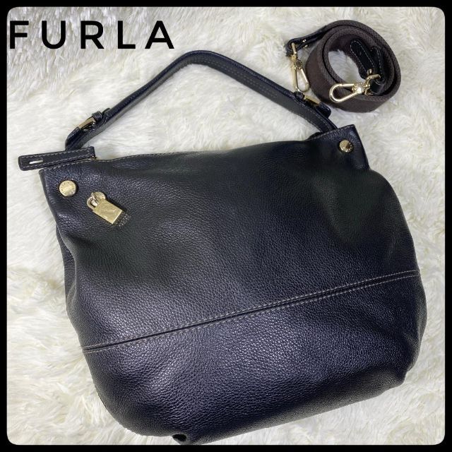 セール中✨FURLA✨ハンドバッグ✨ショルダーバッグ✨2way✨シボ革✨A4