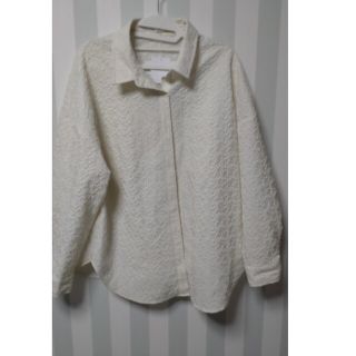 シマムラ(しまむら)のとんとん様専用です！　エンボスシャツ　Lutique　タグ付き未使用(シャツ/ブラウス(長袖/七分))