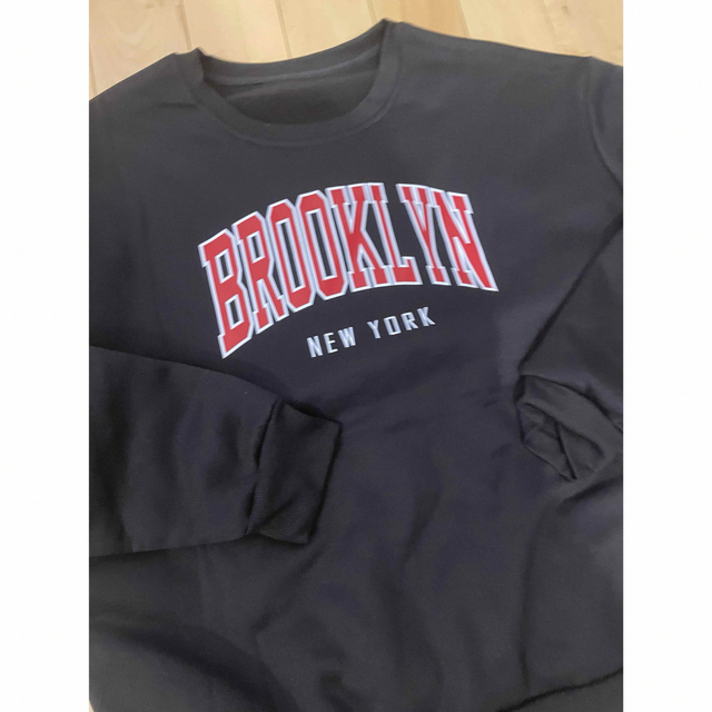 新品未使用 SHEIN 文字グラフィック サーマルライド スウェット 新品未使用 SHEIN 文字グラフィック サーマルライド スウェット