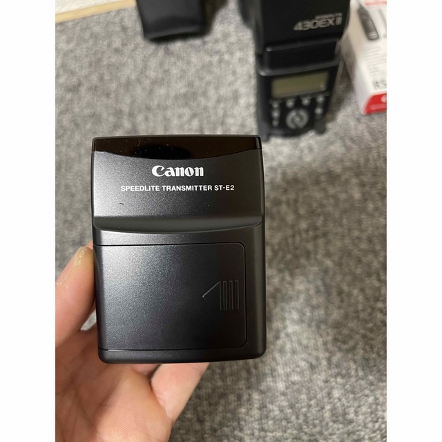 Canon(キヤノン)のCanon 430EXII + ST-E2+ Remote RS-80N3 美品 スマホ/家電/カメラのカメラ(ストロボ/照明)の商品写真