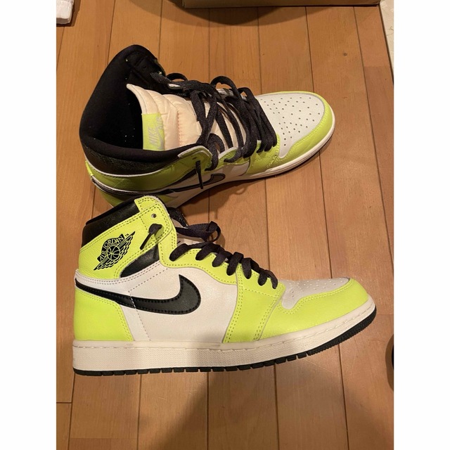 Nike Air Jordan 1 Retro High OG Volt