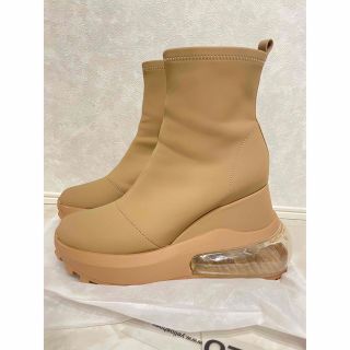 Yellow boots - 値下げ☆SLEEK DOUBLE SNEAKER SHORT BOOTSの通販 by