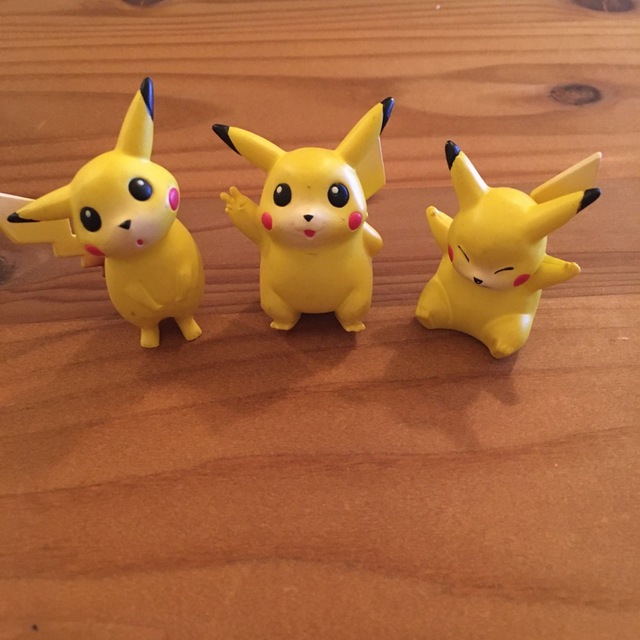 ポケモン - ピカチュウ フィギュア(3体セット)の通販 by ぽぽ's shop