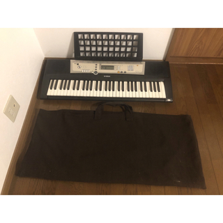 ヤマハ(ヤマハ)の電子ピアノ　キーボード　YAMAHA PSR-E203(キーボード/シンセサイザー)