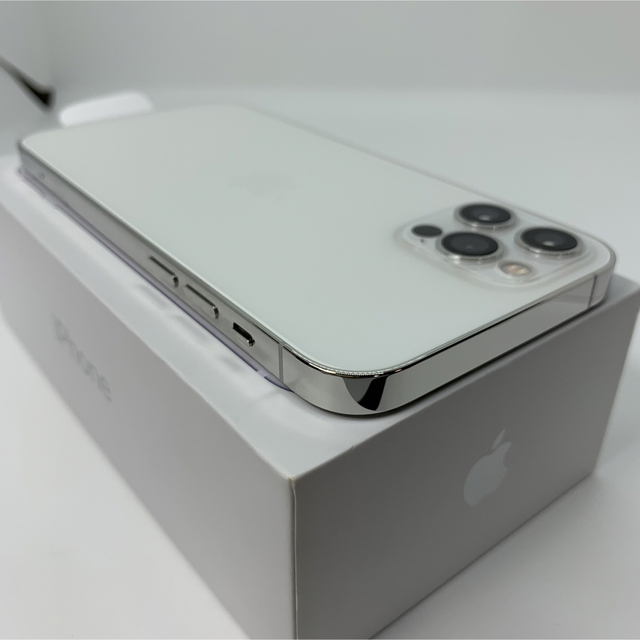人気 A - 未使用品 シルバー 128 GB SIMフリー 本体の通販 by 豊富な