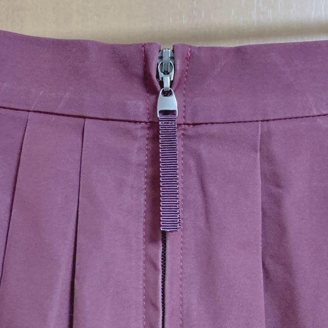 M-premier(エムプルミエ)の エムプルミエブラック フレアスカート 日本製 サイズ38 レディースのスカート(ひざ丈スカート)の商品写真