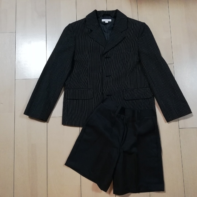 ELLE PLANETE(エルプラネット)のジャケット パンツ セット 130 キッズ/ベビー/マタニティのキッズ服男の子用(90cm~)(ドレス/フォーマル)の商品写真