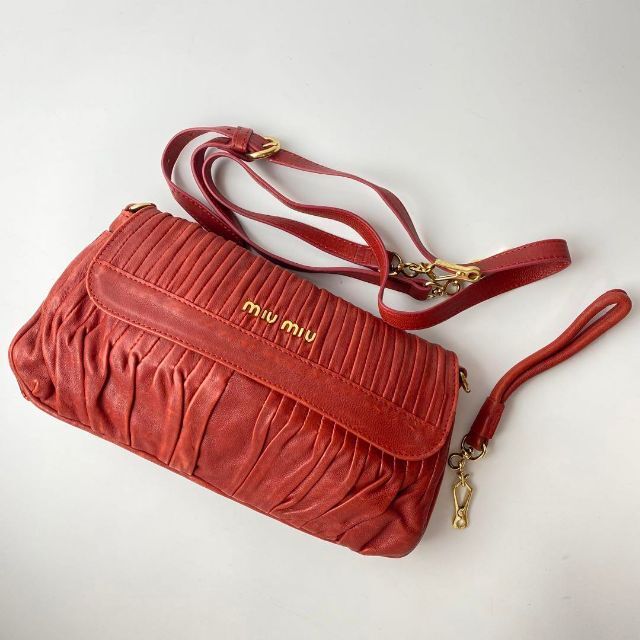 miumiu - ミュウミュウ MIU MIU 3wayショルダーバッグ クラッチバッグ